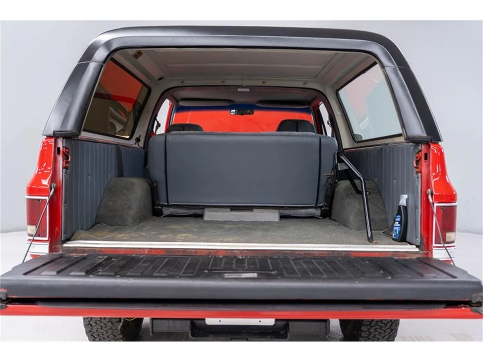 1987 Chevrolet K5 Blazer 2nd Gen - Image 25 of 31
