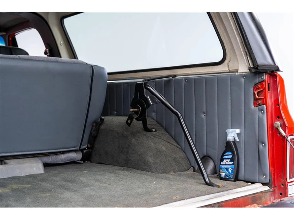 1987 Chevrolet K5 Blazer 2nd Gen - Image 26 of 31