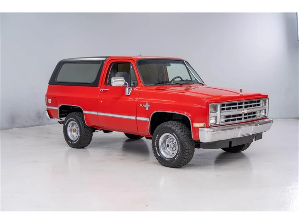 1987 Chevrolet K5 Blazer 2nd Gen - Image 8 of 31