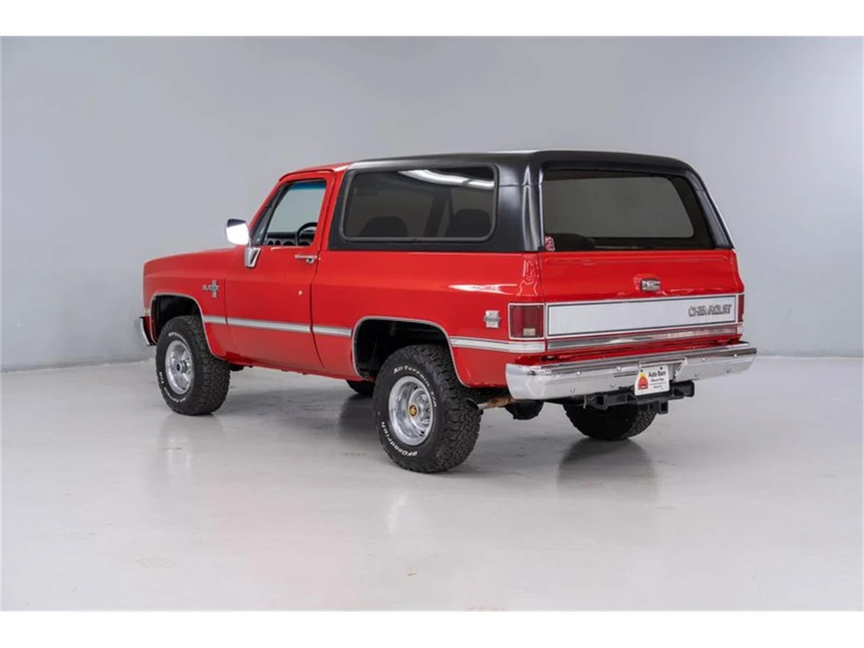 1987 Chevrolet K5 Blazer 2nd Gen - Image 3 of 31