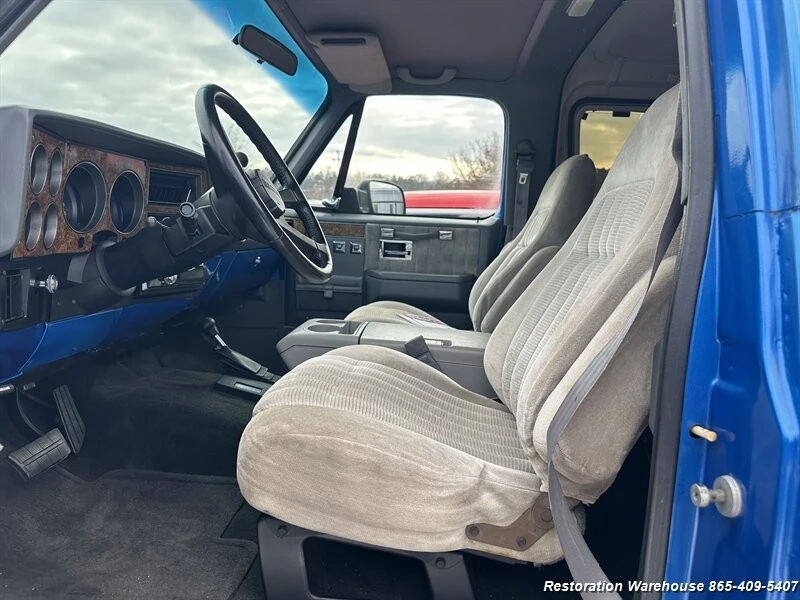 1987 Chevrolet K5 Blazer 2nd Gen - Image 8 of 9