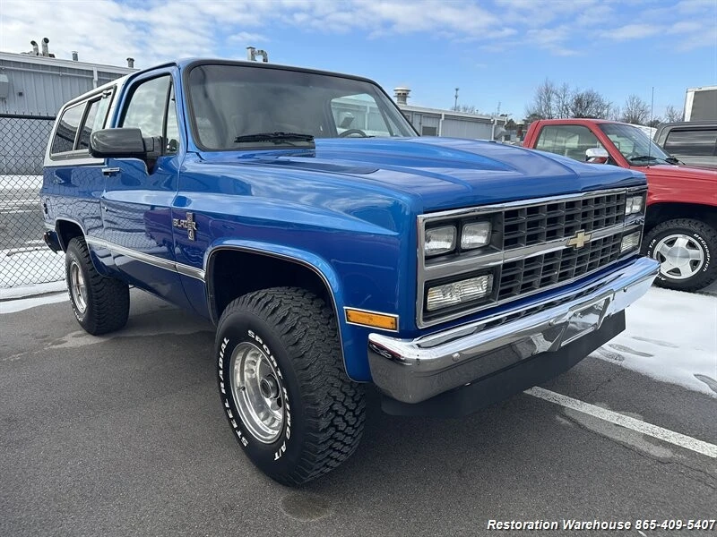 1987 Chevrolet K5 Blazer 3rd Gen - Image 4 of 9