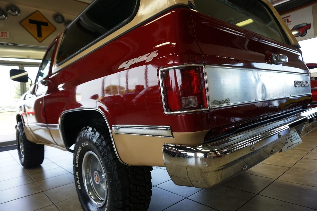1987 Chevrolet K5 Blazer 2nd Gen - Image 16 of 21