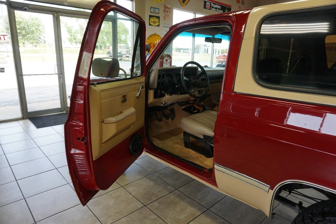 1987 Chevrolet K5 Blazer 2nd Gen - Image 20 of 21