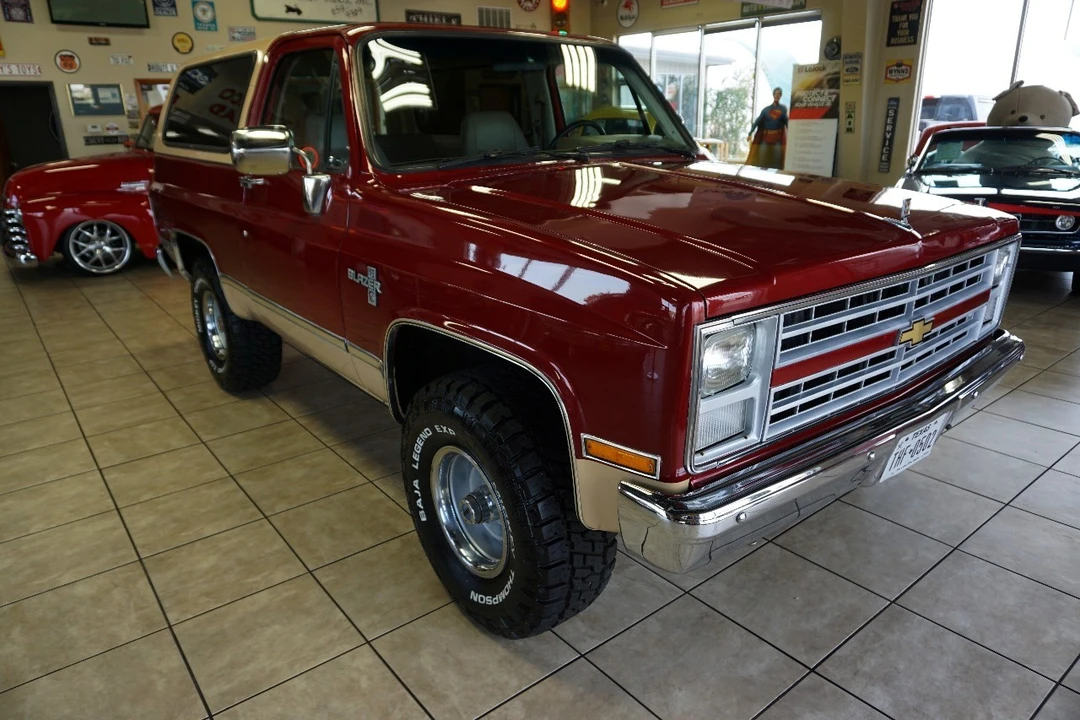1987 Chevrolet K5 Blazer 2nd Gen - Image 10 of 21