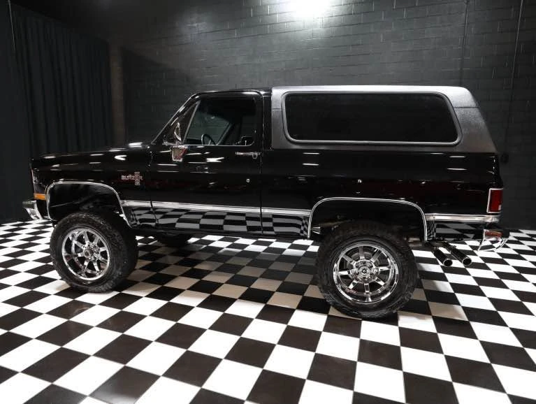 1987 Chevrolet K5 Blazer 2nd Gen - Image 4 of 10