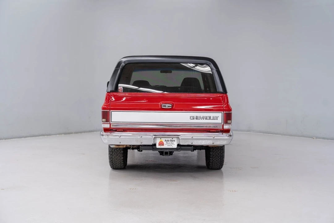 1987 Chevrolet K5 Blazer 2nd Gen - Image 6 of 12