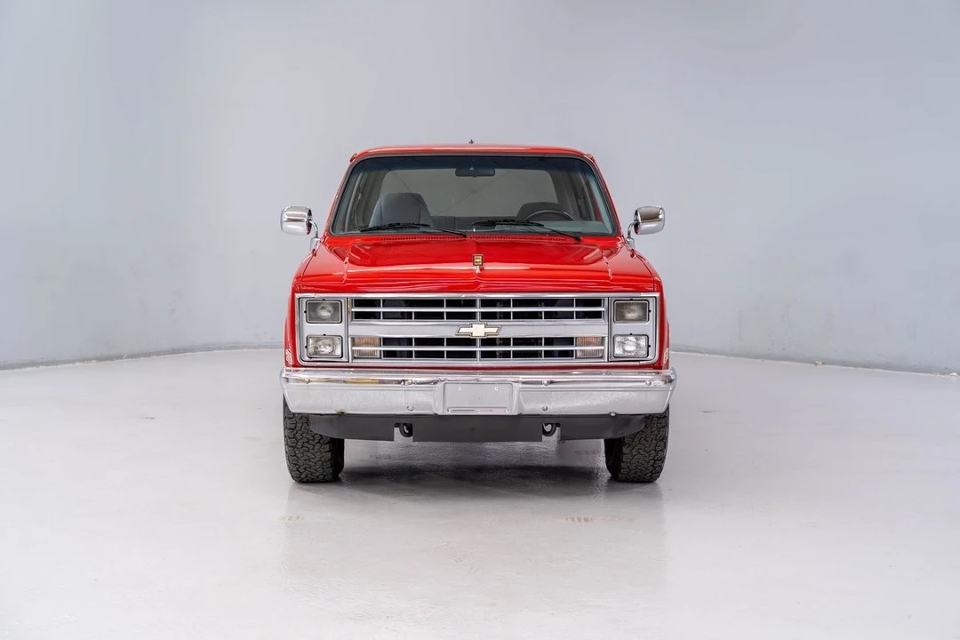 1987 Chevrolet K5 Blazer 2nd Gen - Image 5 of 12