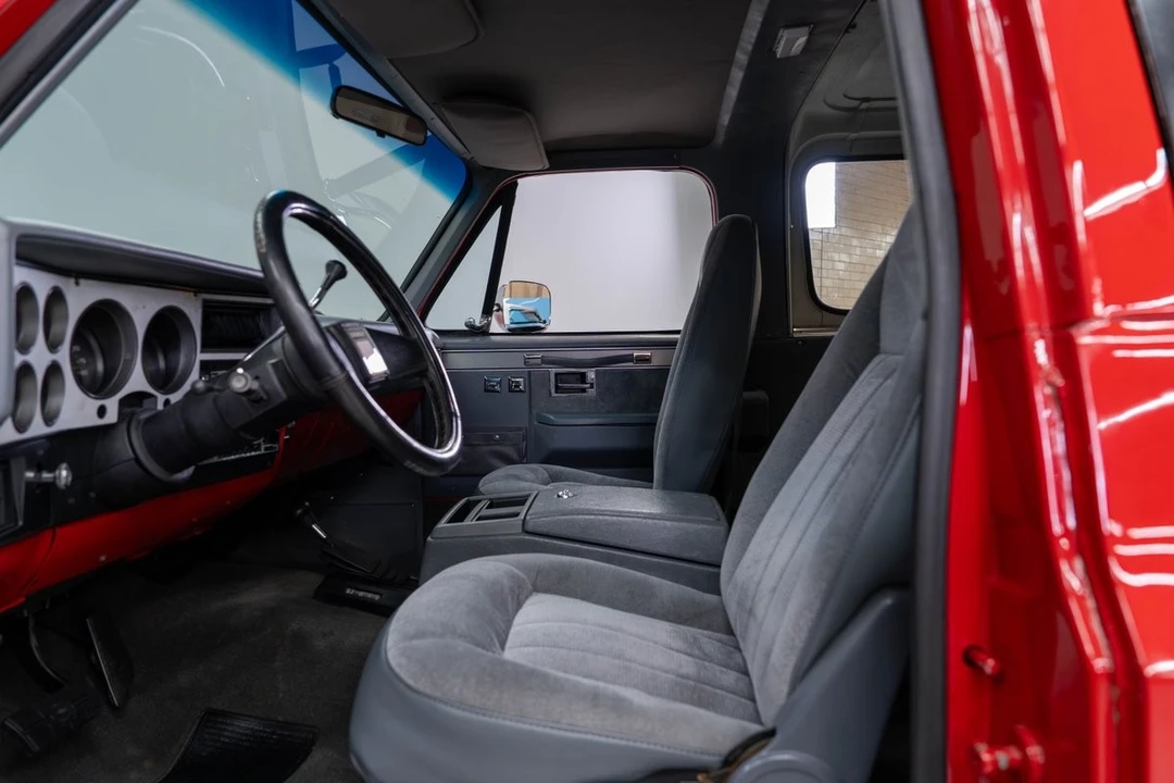 1987 Chevrolet K5 Blazer 2nd Gen - Image 13 of 21