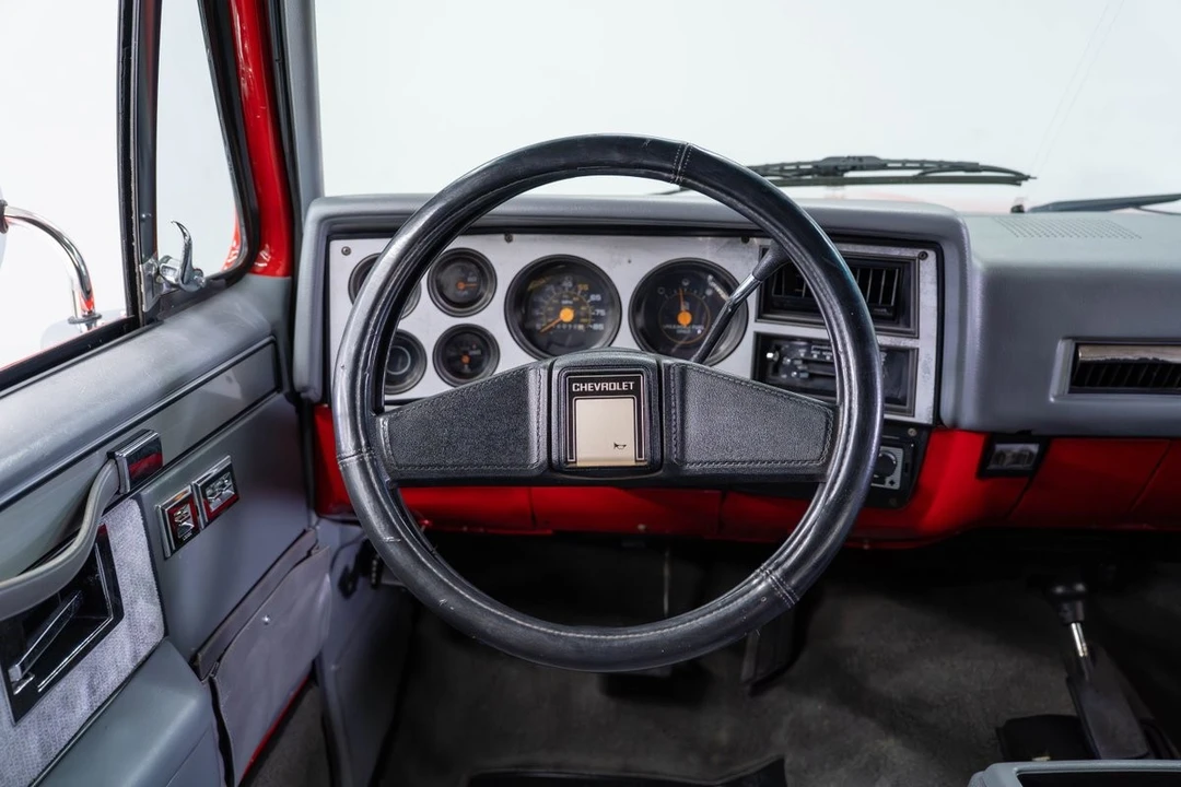 1987 Chevrolet K5 Blazer 2nd Gen - Image 14 of 21