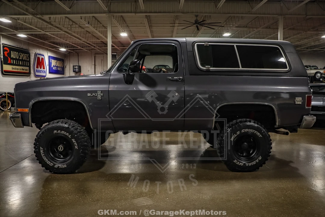 1987 Chevrolet K5 Blazer 2nd Gen - Image 7 of 12