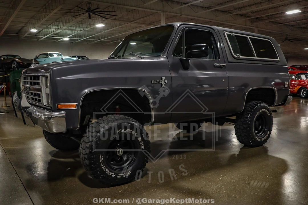 1987 Chevrolet K5 Blazer 2nd Gen - Image 5 of 21