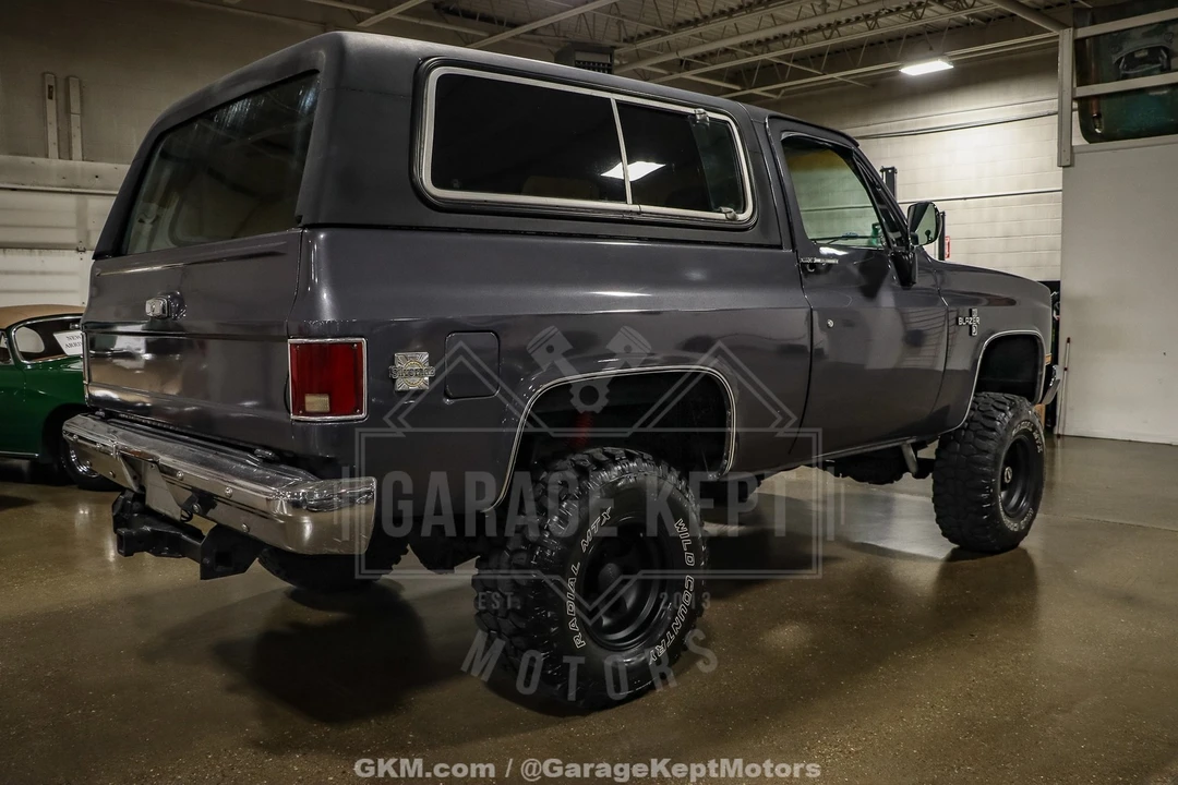 1987 Chevrolet K5 Blazer 2nd Gen - Image 13 of 21