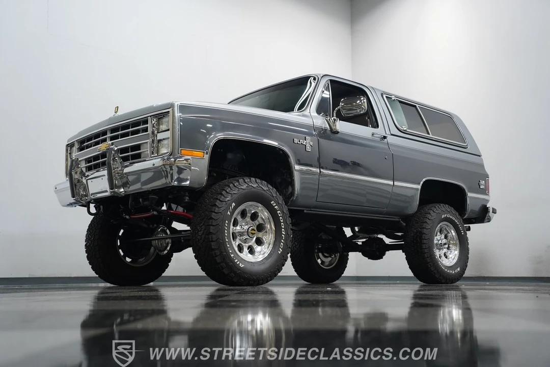 1987 Chevrolet K5 Blazer 2nd Gen - Image 21 of 31