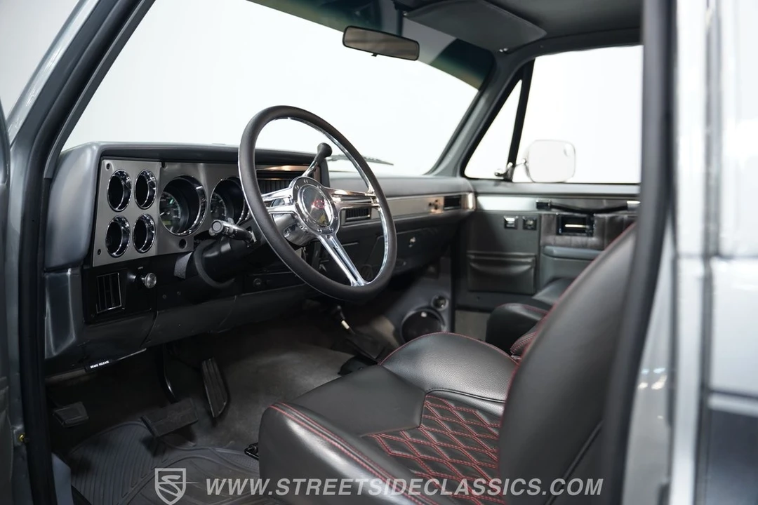 1987 Chevrolet K5 Blazer 2nd Gen - Image 5 of 31