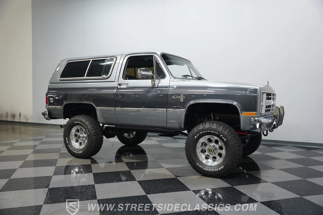 1987 Chevrolet K5 Blazer 2nd Gen - Image 16 of 31