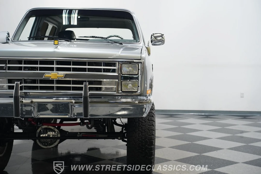 1987 Chevrolet K5 Blazer 2nd Gen - Image 20 of 31