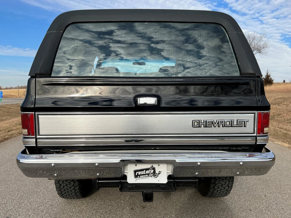 1987 Chevrolet K5 Blazer 2nd Gen - Image 6 of 21