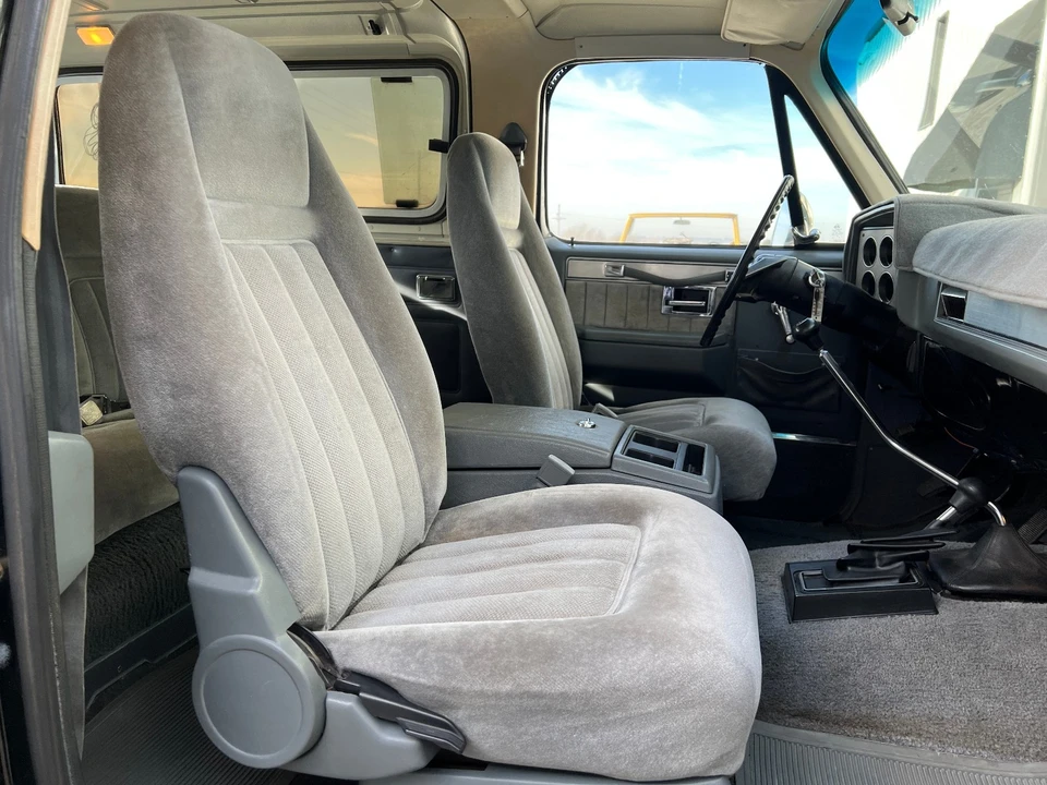 1987 Chevrolet K5 Blazer 2nd Gen - Image 12 of 21