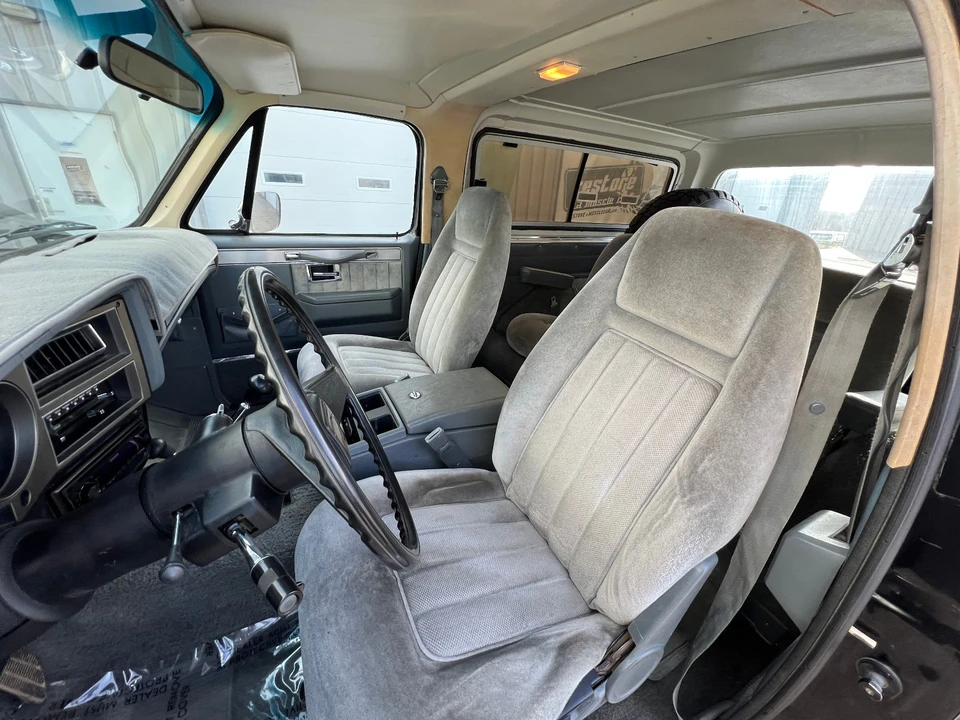 1987 Chevrolet K5 Blazer 2nd Gen - Image 11 of 21
