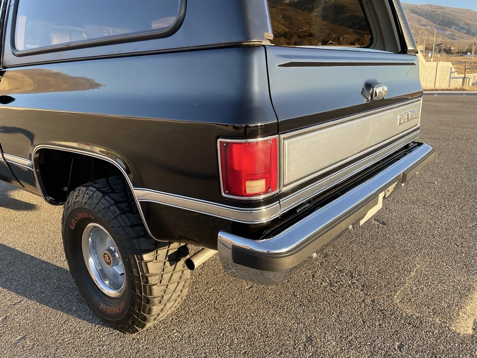 1987 Chevrolet K5 Blazer 2nd Gen - Image 20 of 21
