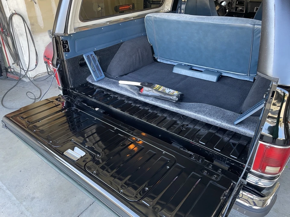 1987 Chevrolet K5 Blazer 2nd Gen - Image 13 of 21