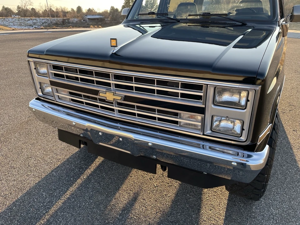 1987 Chevrolet K5 Blazer 2nd Gen - Image 7 of 21