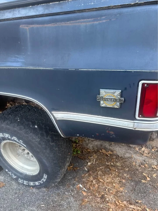 1987 Chevrolet K5 Blazer 2nd Gen - Image 2 of 20