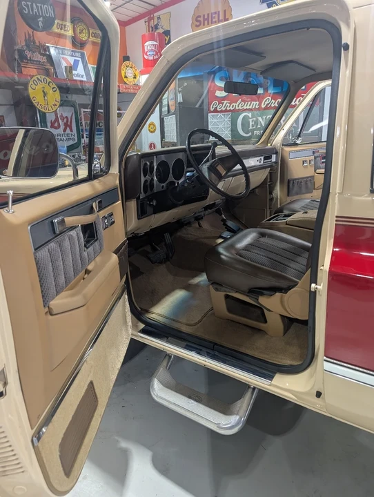 1987 Chevrolet K5 Blazer 2nd Gen - Image 12 of 19