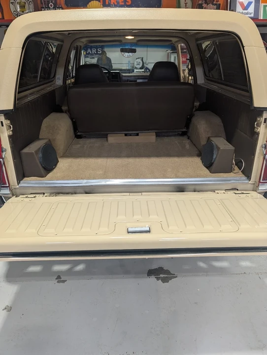 1987 Chevrolet K5 Blazer 2nd Gen - Image 8 of 19