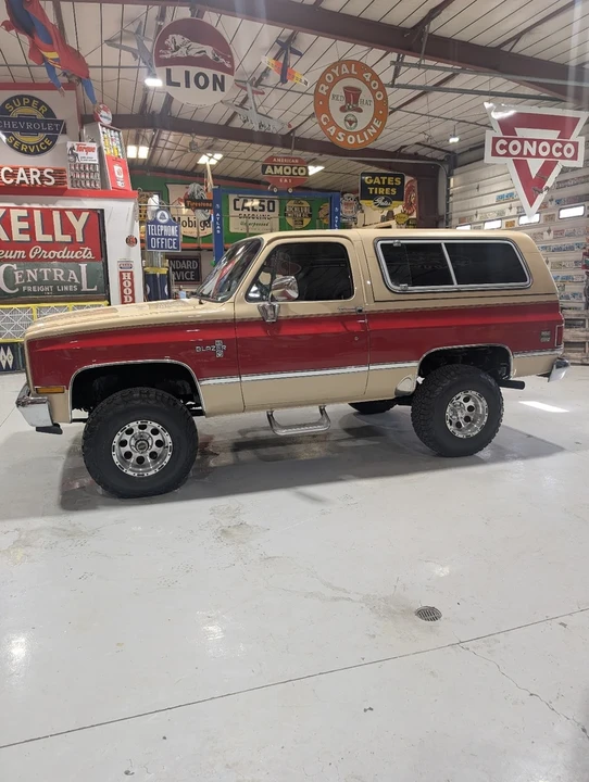 1987 Chevrolet K5 Blazer 2nd Gen - Image 5 of 19