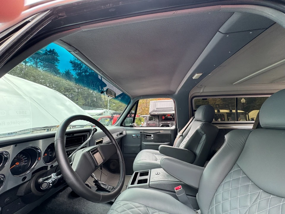 1987 Chevrolet K5 Blazer 2nd Gen - Image 18 of 21