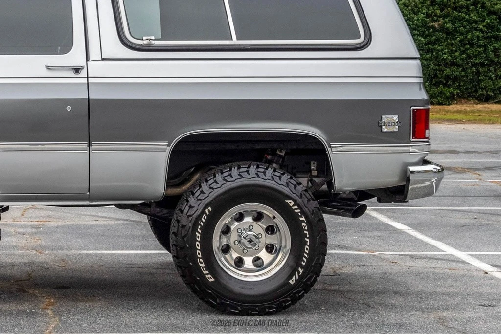 1987 Chevrolet K5 Blazer 2nd Gen - Image 5 of 12