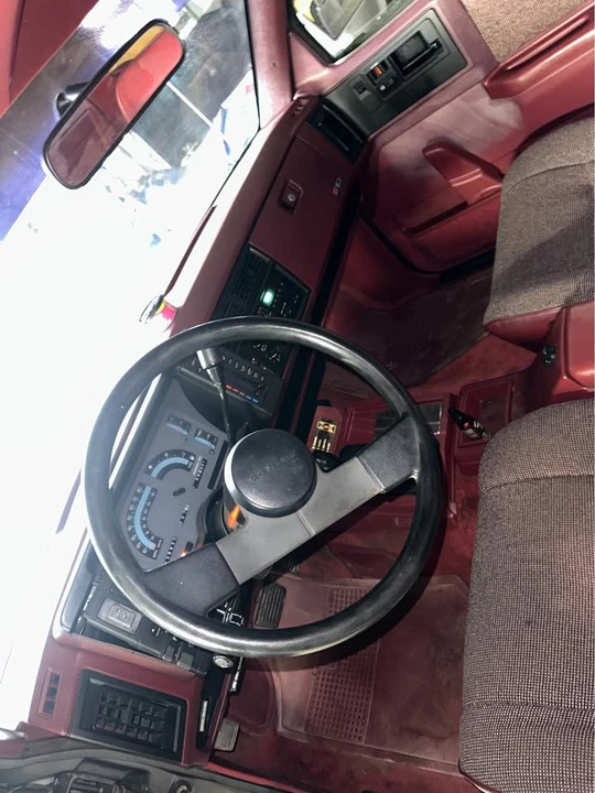 1987 Chevrolet K5 Blazer 2nd Gen - Image 3 of 9