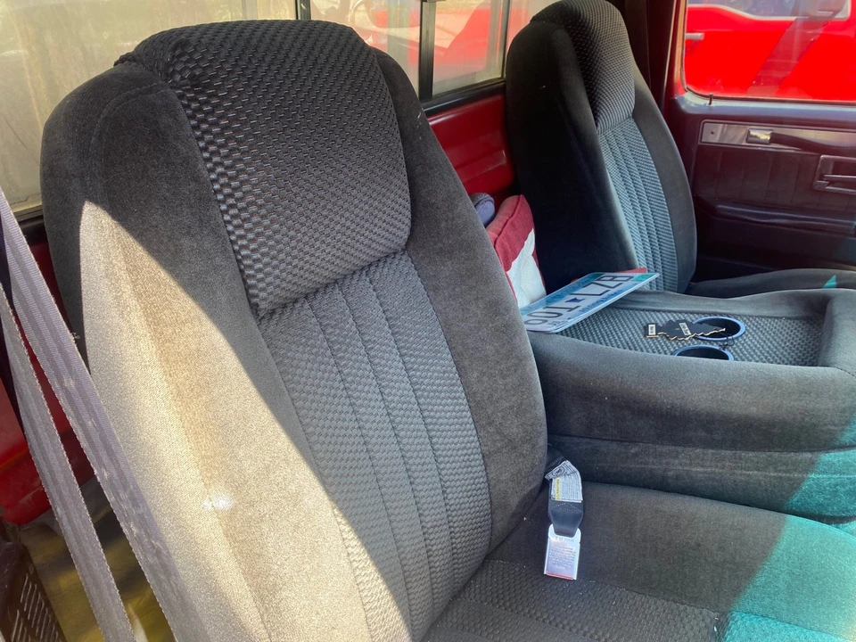 1987 Chevrolet C/K 3rd Gen - Image 6 of 13