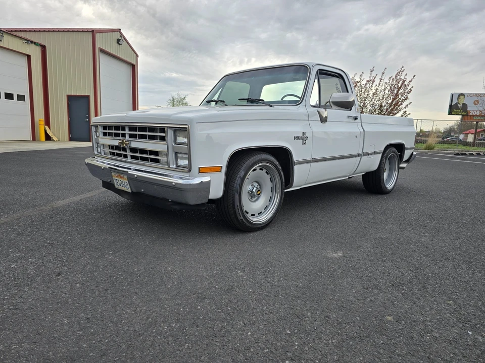 1987 Chevrolet C/K 3rd Gen - Image 2 of 31