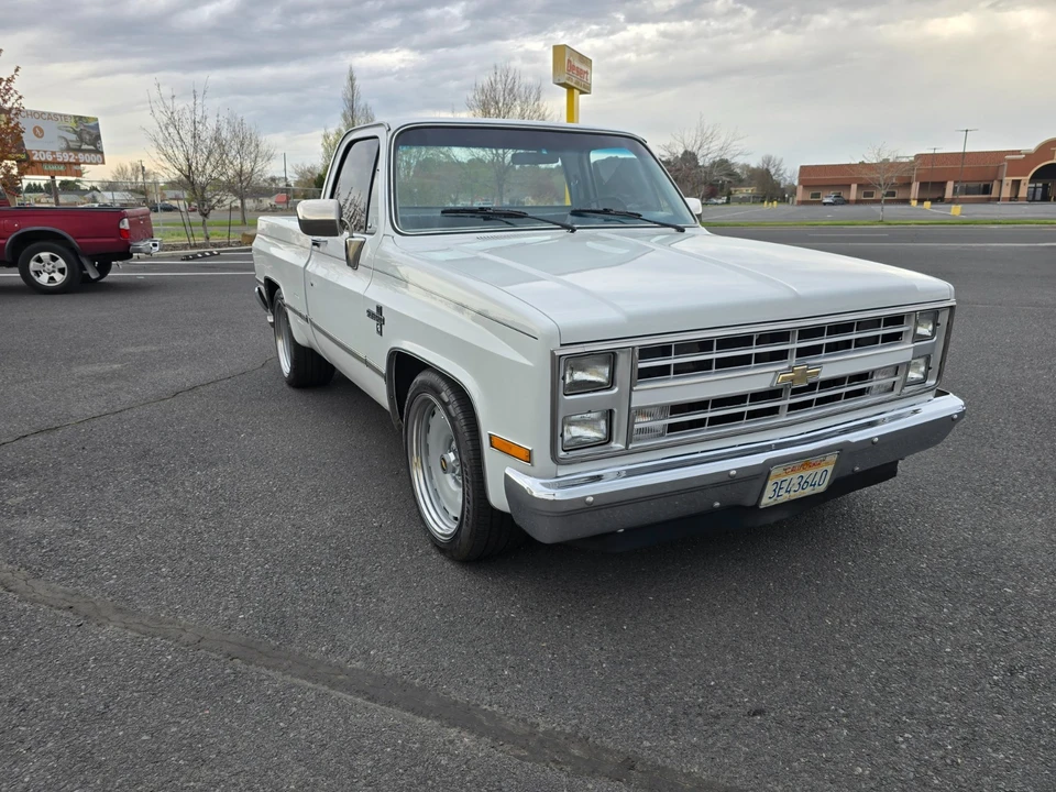 1987 Chevrolet C/K 3rd Gen - Image 8 of 31