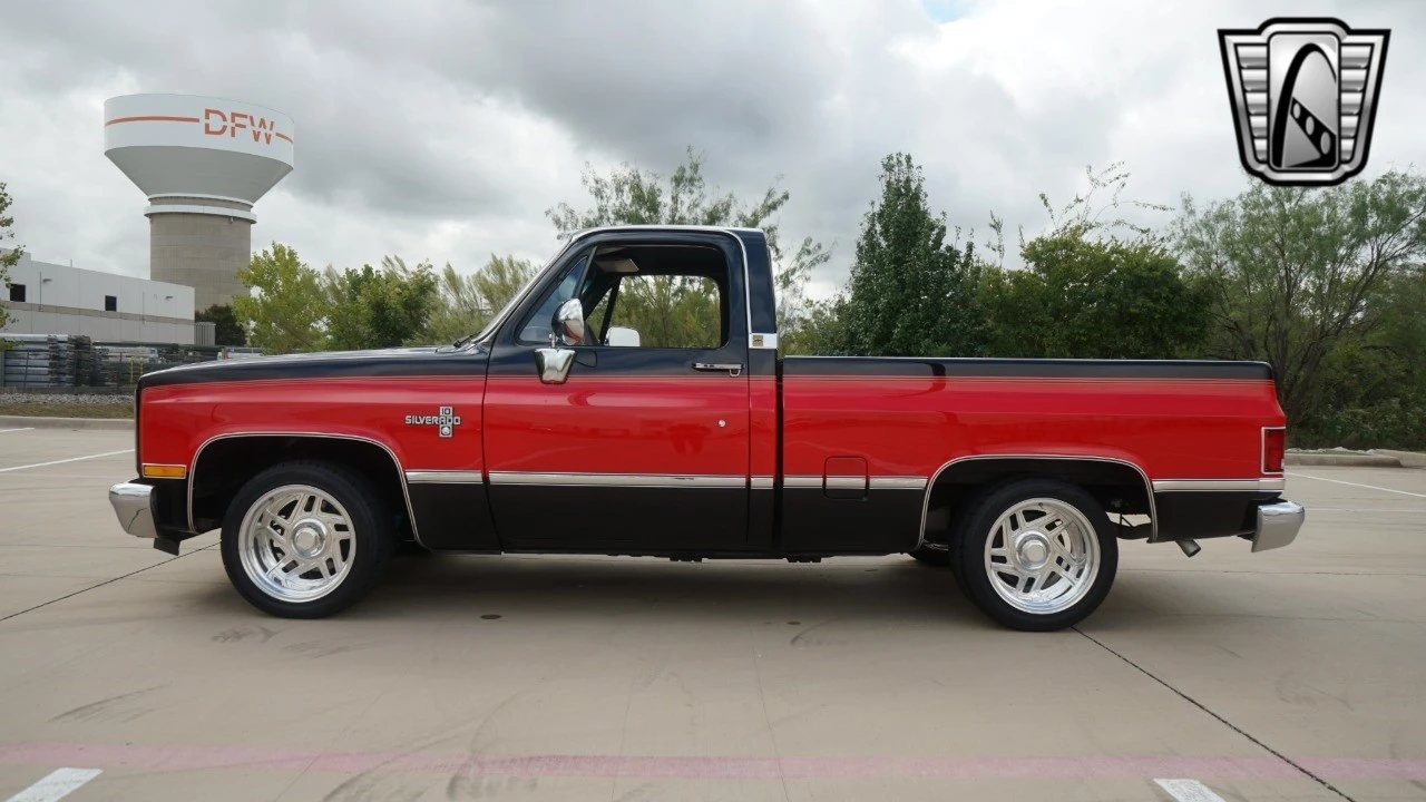 1987 Chevrolet C/K 3rd Gen - Image 4 of 12