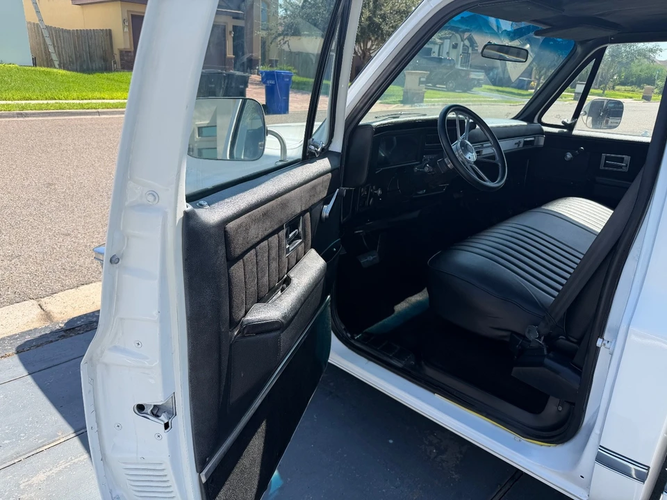 1987 Chevrolet C/K 3rd Gen - Image 16 of 31