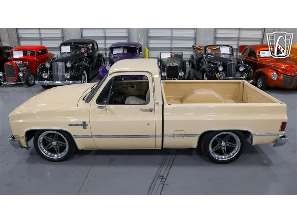 1987 Chevrolet C/K 3rd Gen - Image 10 of 31