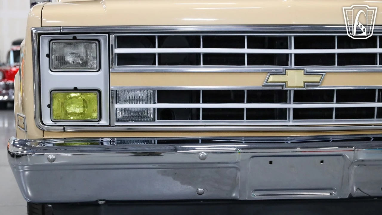 1987 Chevrolet C/K 3rd Gen - Image 9 of 31