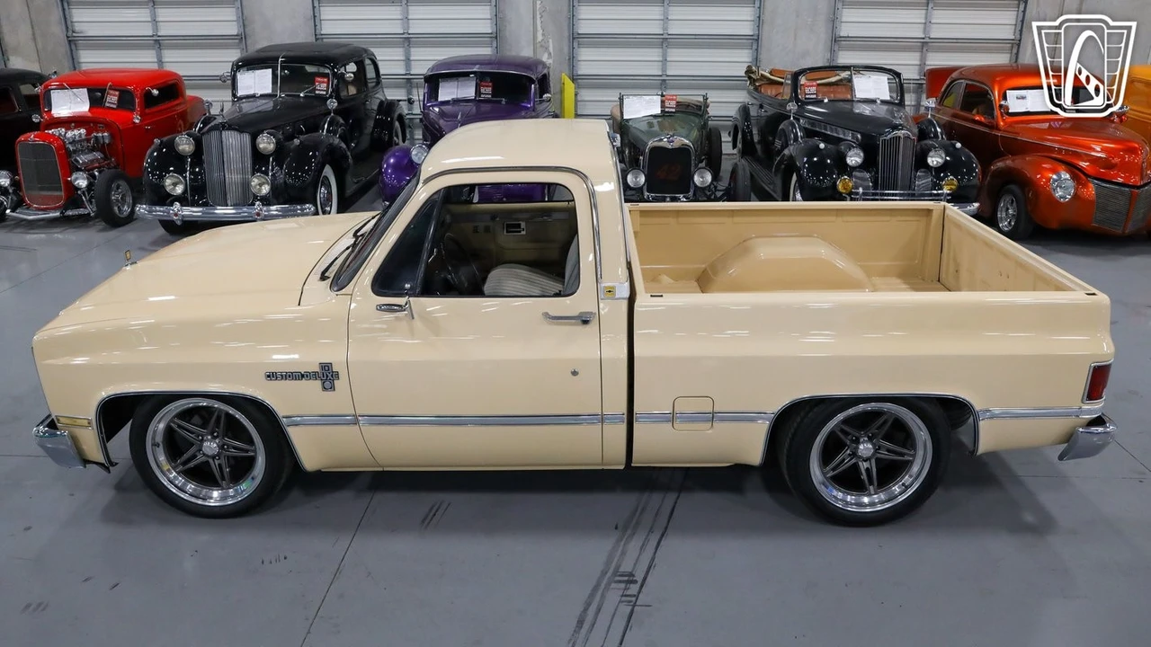 1987 Chevrolet C/K 3rd Gen - Image 11 of 31