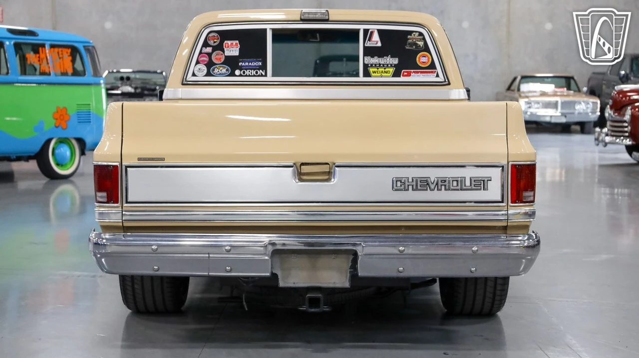 1987 Chevrolet C/K 3rd Gen - Image 24 of 31