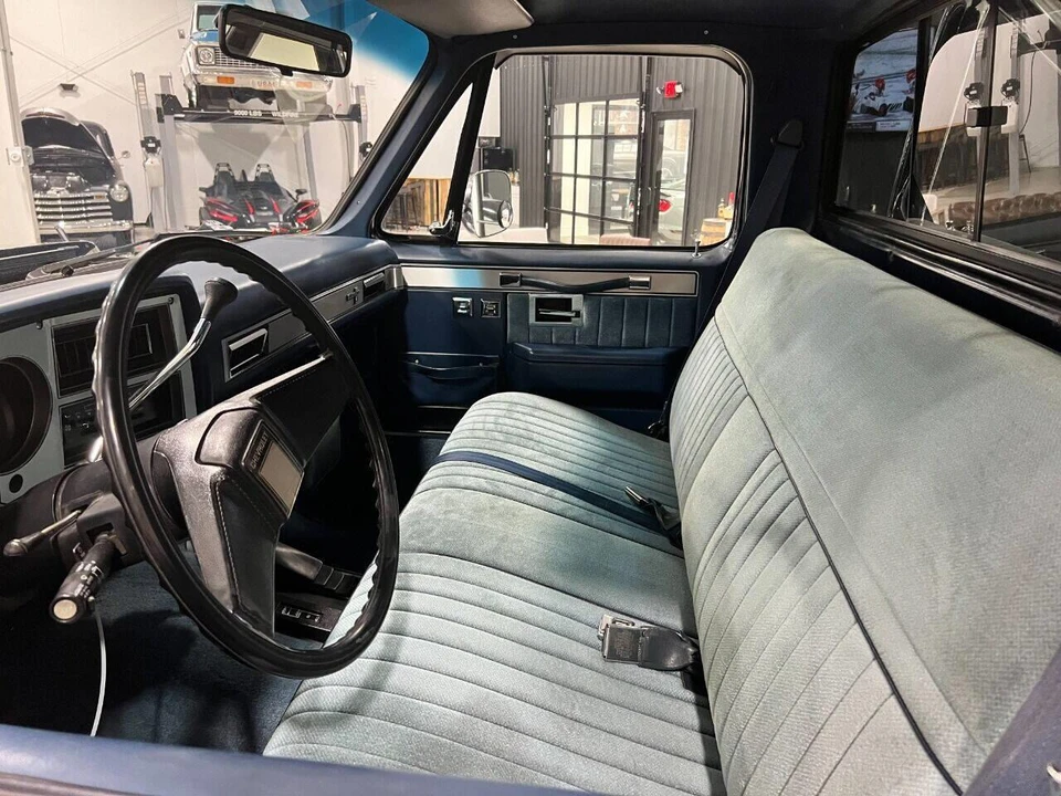 1987 Chevrolet C/K 3rd Gen - Image 23 of 31