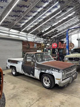 1987 Chevrolet C10 Custom Deluxe