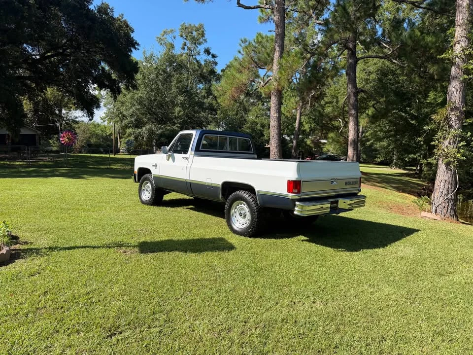 1987 Chevrolet C/K 3rd Gen - Image 6 of 18