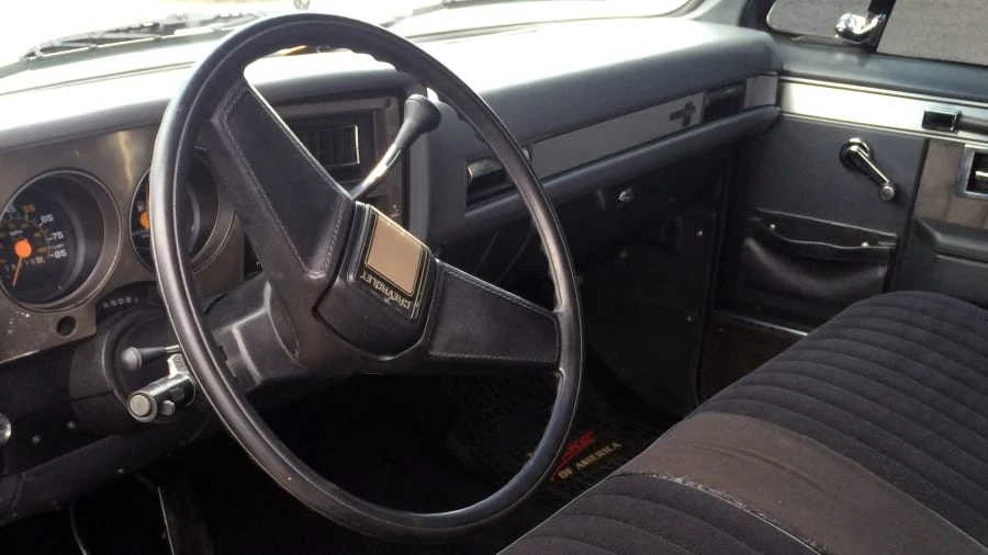 1987 Chevrolet C/K 3rd Gen - Image 4 of 8