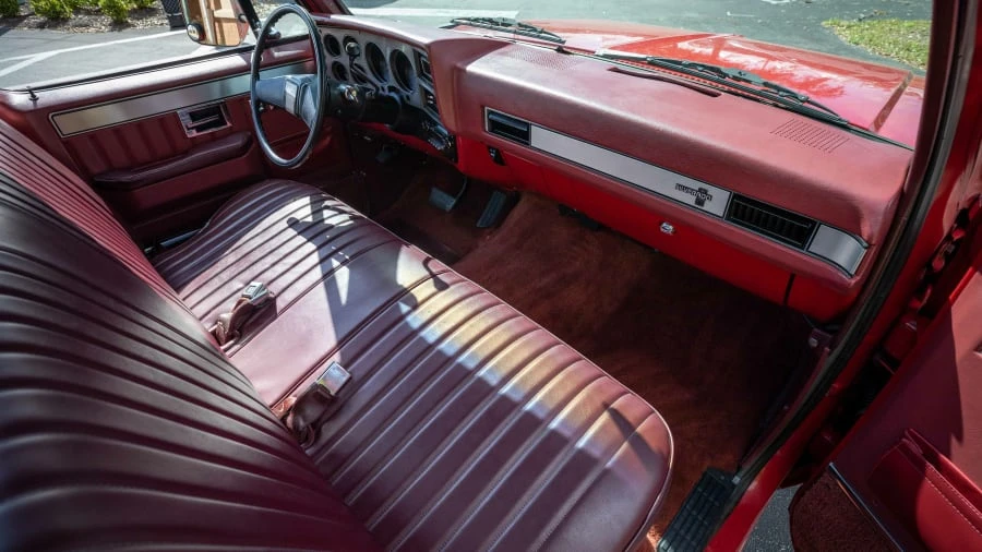 1987 Chevrolet C/K 3rd Gen - Image 5 of 18
