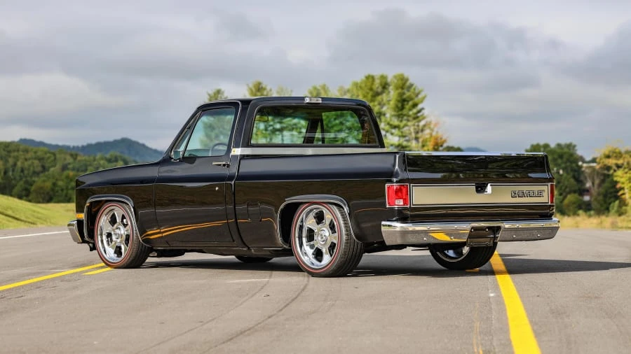 1987 Chevrolet C/K 3rd Gen - Image 2 of 31
