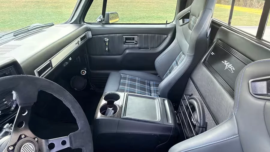 1987 Chevrolet C/K 3rd Gen - Image 20 of 31